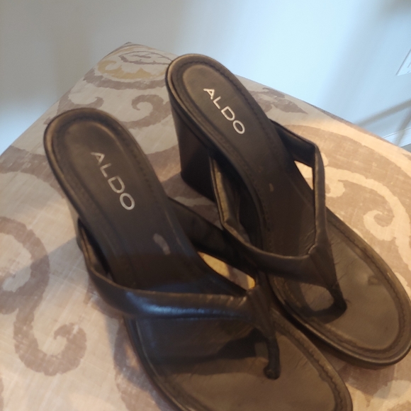 Almost new Also Black Sandels - Picture 1 of 5